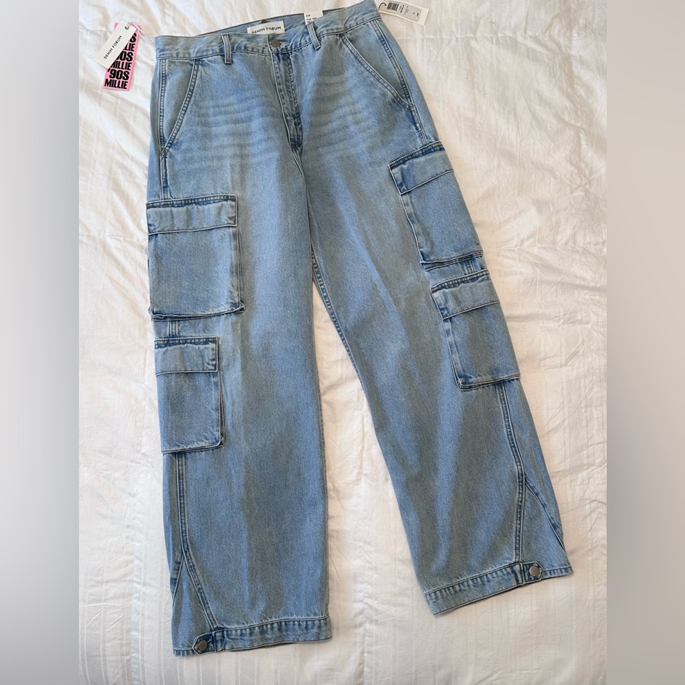 Aritzia Denim Forum The 90’s Millie Hi Rise Cargo Jean size 31W